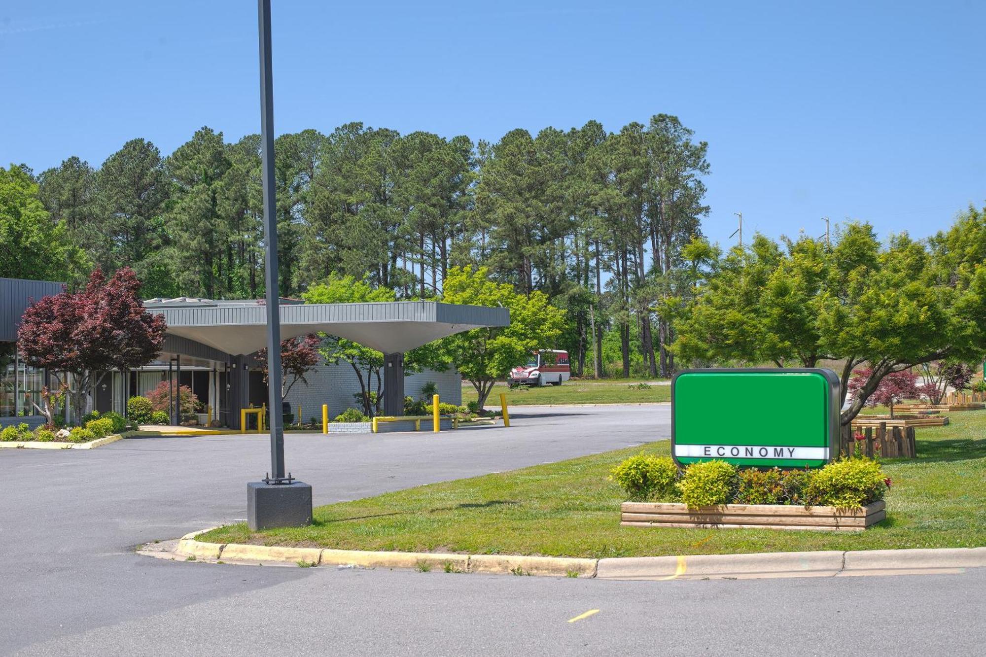 Masters Inn Selma Smithfield I-95 By Oyo 外观 照片