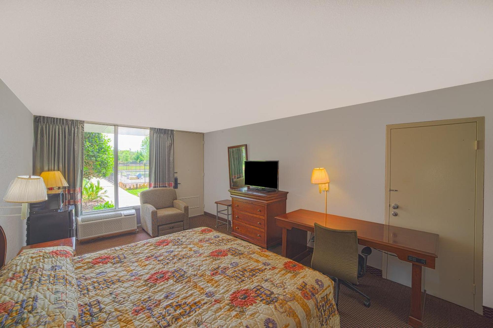 Masters Inn Selma Smithfield I-95 By Oyo 外观 照片