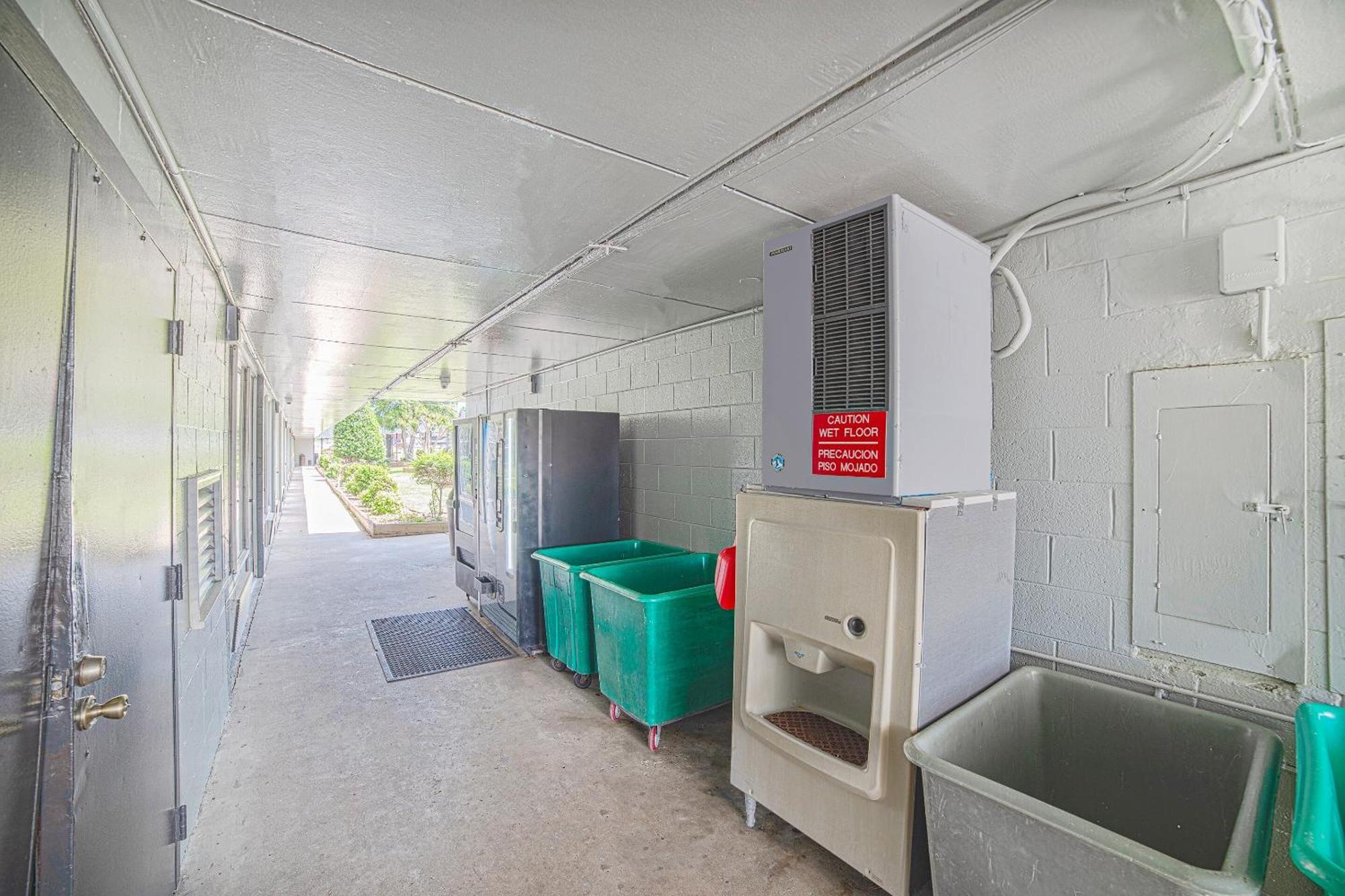 Masters Inn Selma Smithfield I-95 By Oyo 外观 照片