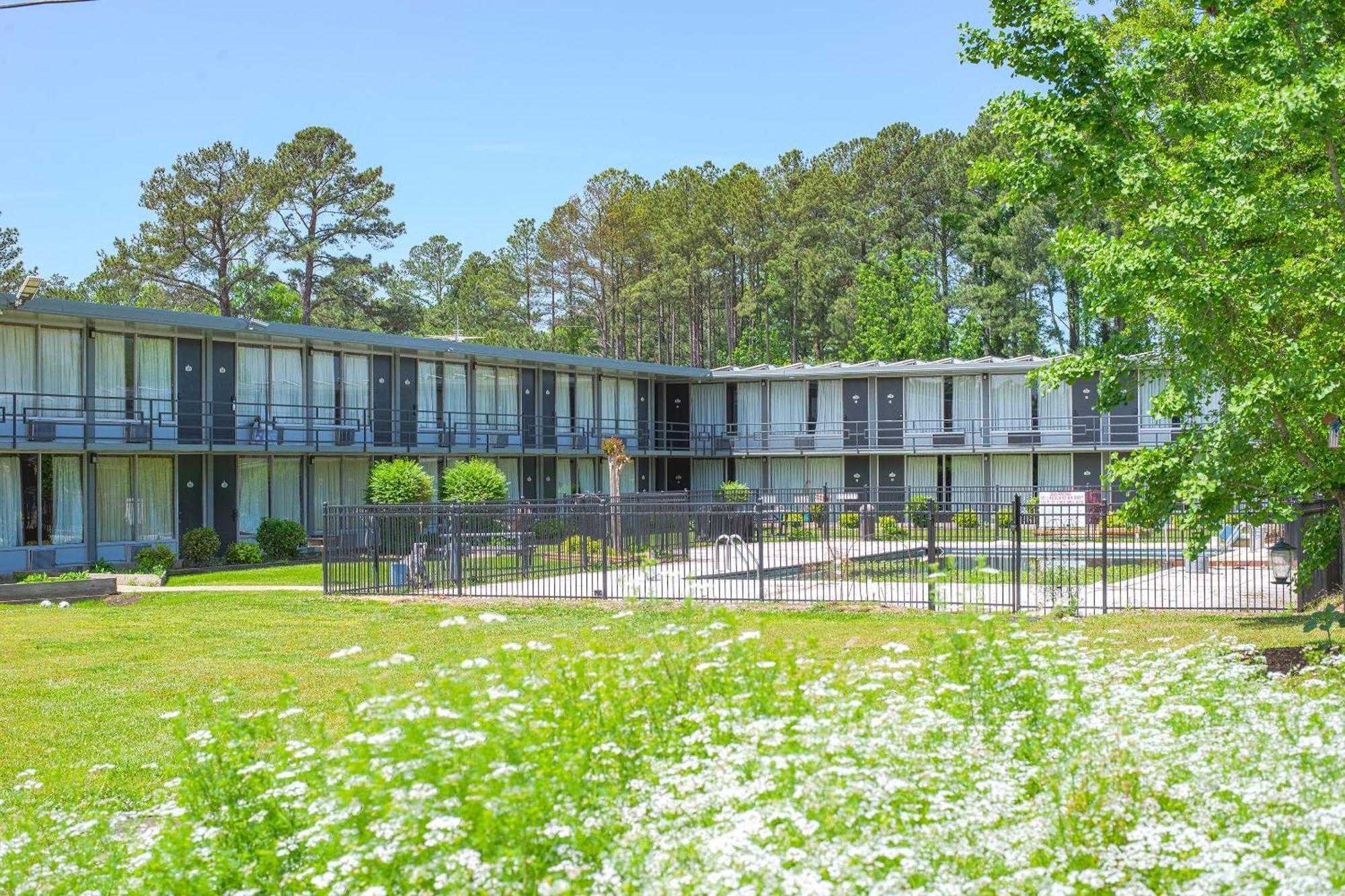 Masters Inn Selma Smithfield I-95 By Oyo 外观 照片